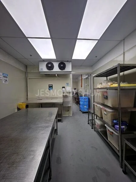 Light Industrial (B1) for Rent: Mac Taggart, 1,200 Sq Ft, Unit 2, 2 Mac Taggart Street - Image 4