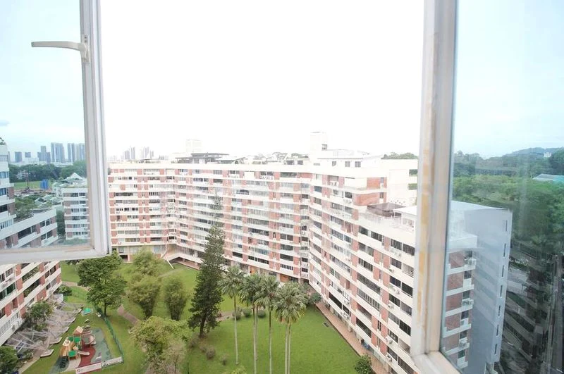 6 Bed Condo for Sale in  Pandan Valley - Image 1