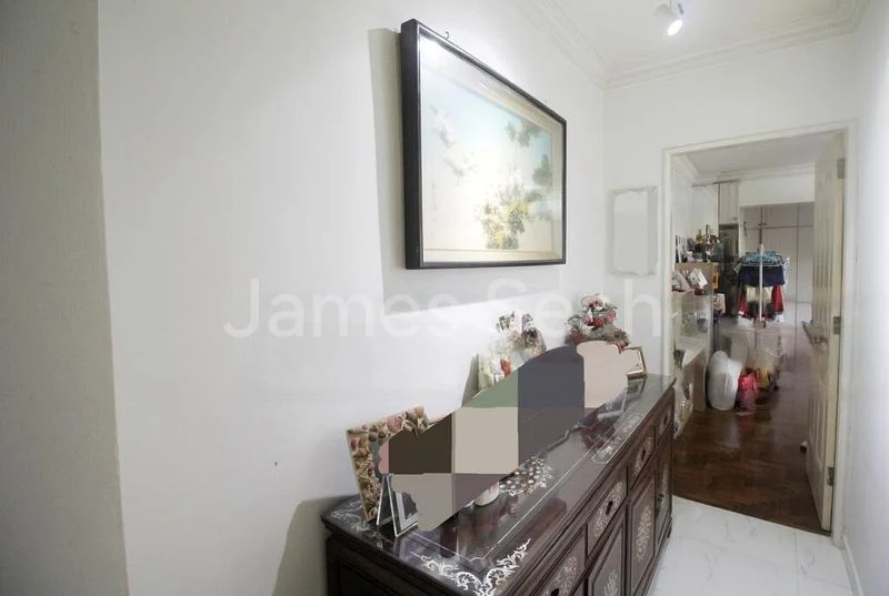 6 Bed Condo for Sale in  Pandan Valley - Image 6