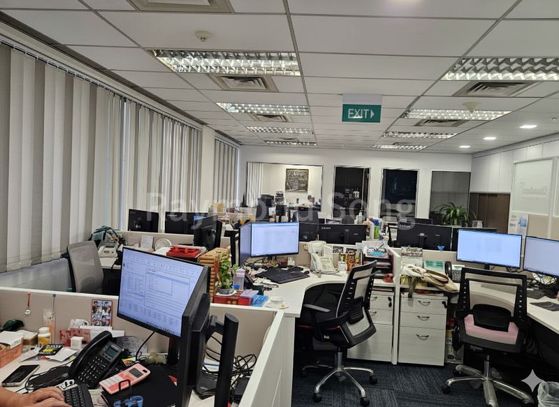 Office for Rent in  Tong Eng Building - Image 2