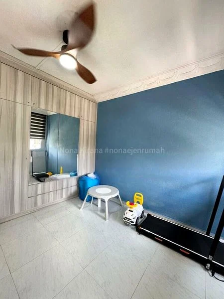 5 Room (5I) HDB for Sale in  165 Simei Road - Image 11