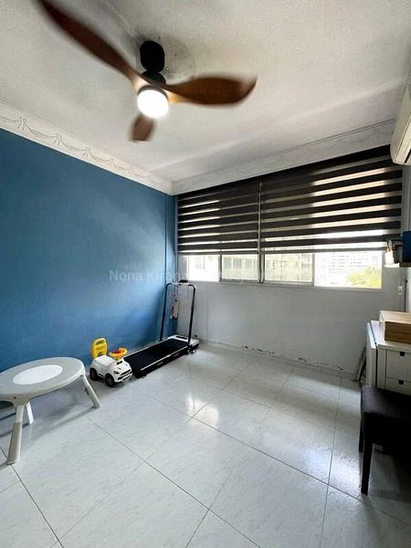 5 Room (5I) HDB for Sale in  165 Simei Road - Image 9