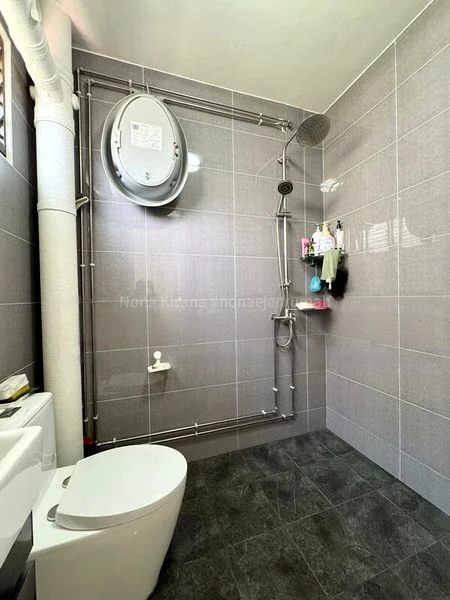 5 Room (5I) HDB for Sale in  165 Simei Road - Image 18
