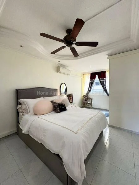 5 Room (5I) HDB for Sale in  165 Simei Road - Image 13