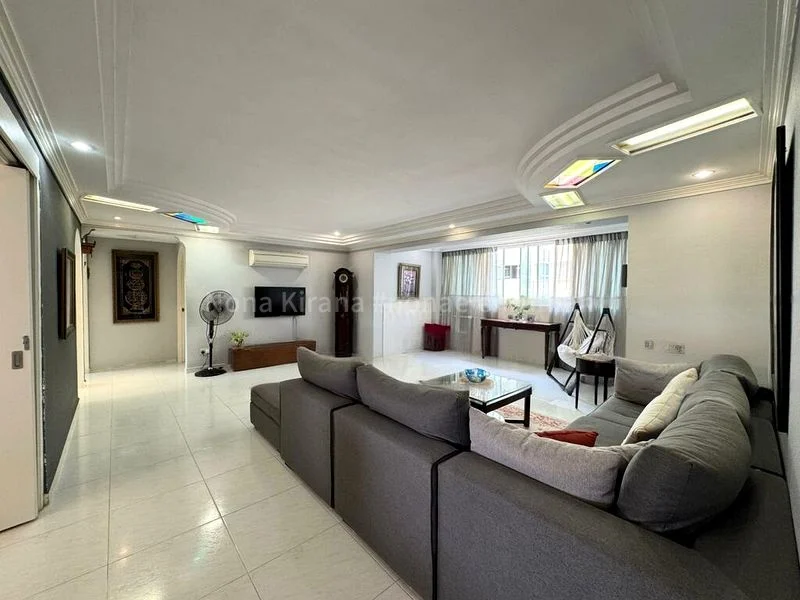 5 Room (5I) HDB for Sale in  165 Simei Road - Image 3