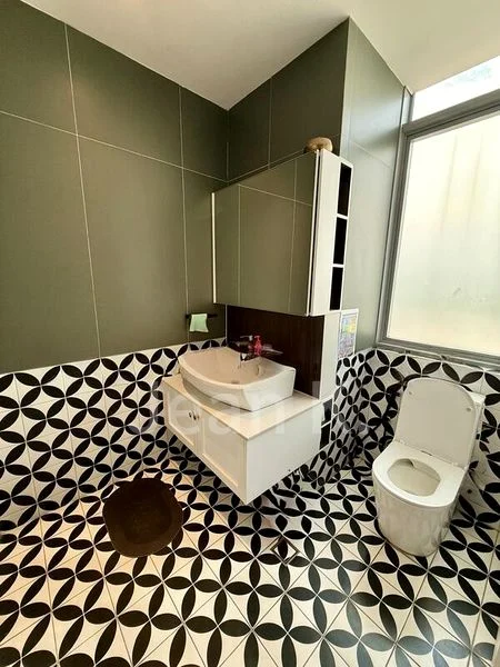 Light Industrial (B1) for Sale: Wcega Plaza - Image 5