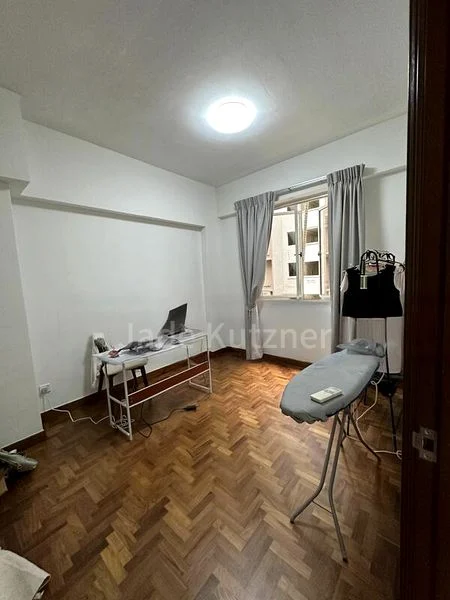 2 Bed Condo for Rent in  Castle Green - Image 4