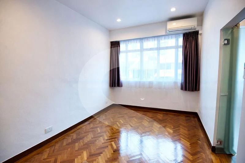 4 Bed Terraced House (Landed) for Sale in Cairnhill 16 - Image 3