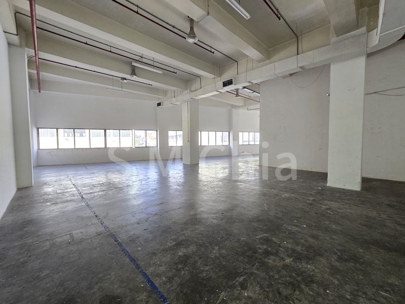 Light Industrial (B1) for Rent in  L & Y Building - Image 1