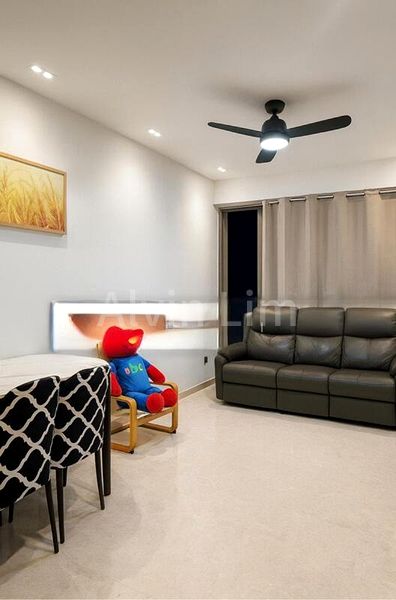 2 Bed Condo for Sale in  The Tre Ver - Image 2