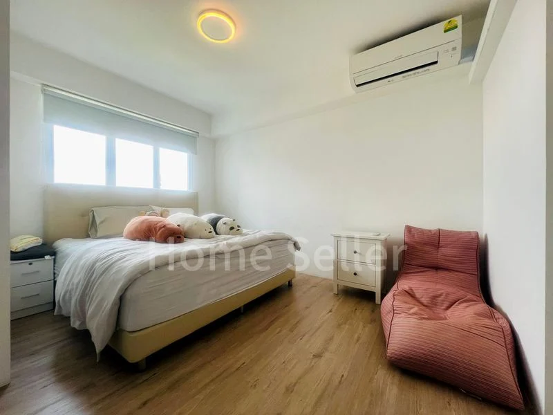 4 Room (4A) HDB for Sale in 78 Lorong Limau - Image 3