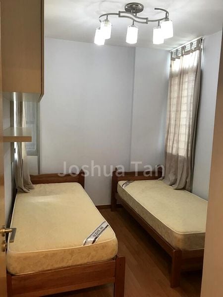 3 Bed Condo for Rent in  The Lakeshore - Image 5