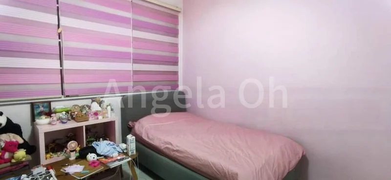 7 Bed Semi-Detached House (Landed) for Sale in  Springleaf Garden Estate - Image 4
