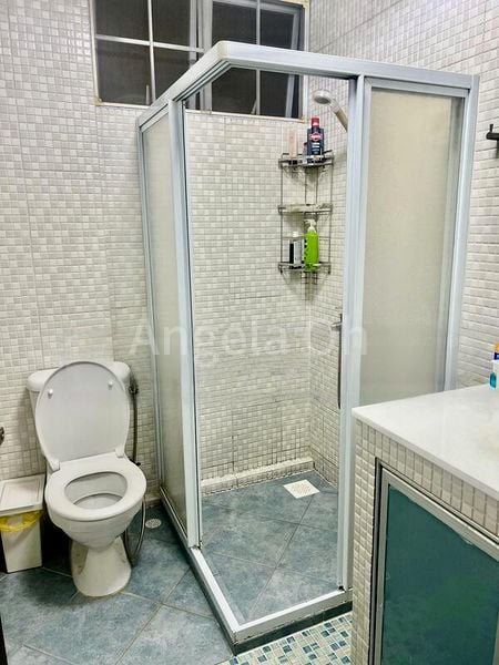 7 Bed Semi-Detached House (Landed) for Sale in  Springleaf Garden Estate - Image 11