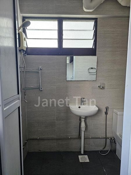 5 Room (5I) HDB for Rent in 104 Bedok Reservoir Road - Image 10