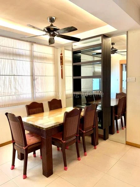 3 Bed Condo for Rent in  The Lakeshore - Image 2