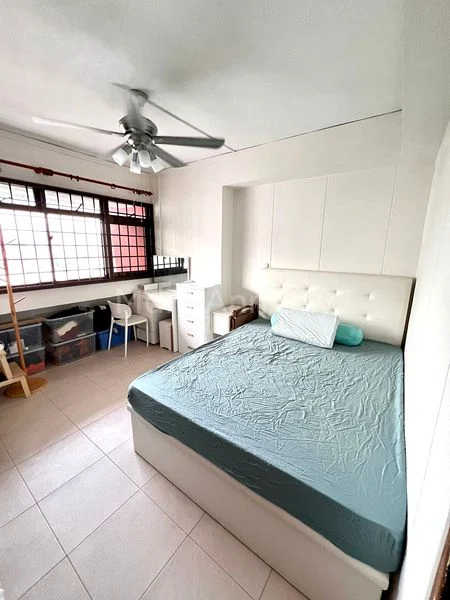 Common Room (HDB) for Rent in  279 Toh Guan Road - Image 1