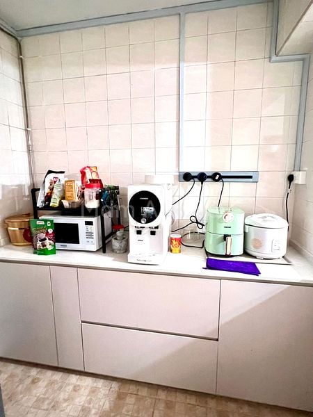 Common Room (HDB) for Rent in  279 Toh Guan Road - Image 4