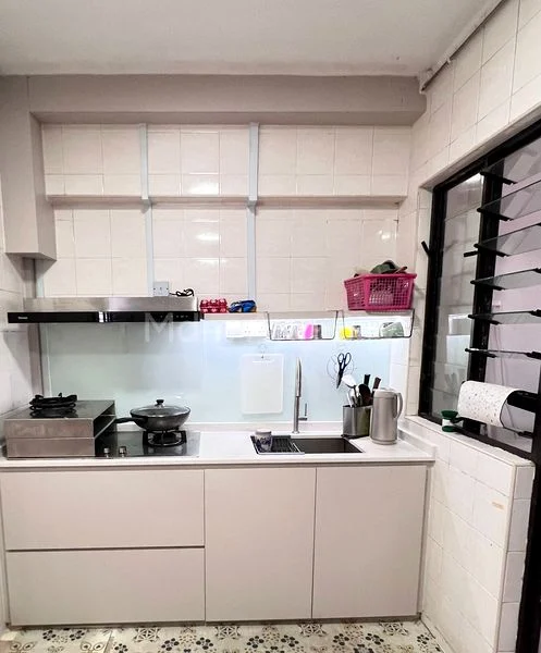 Common Room (HDB) for Rent in  279 Toh Guan Road - Image 5