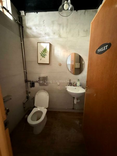 Food & Beverage for Rent: 49 Temple Street - Image 1