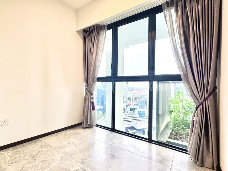 2 Bed Condo for Sale in  One Pearl Bank - Image 10