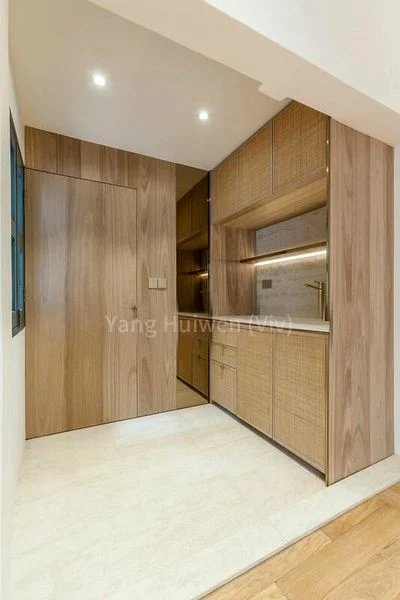 Shop / Shophouse for Sale: 3-Storey F&B Chinatown Heritage Shop - Image 2