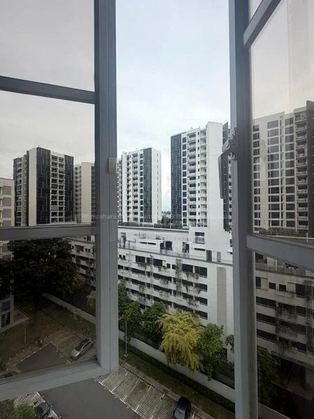 Maisonette HDB for Rent in  60 Dakota Crescent - Image 1