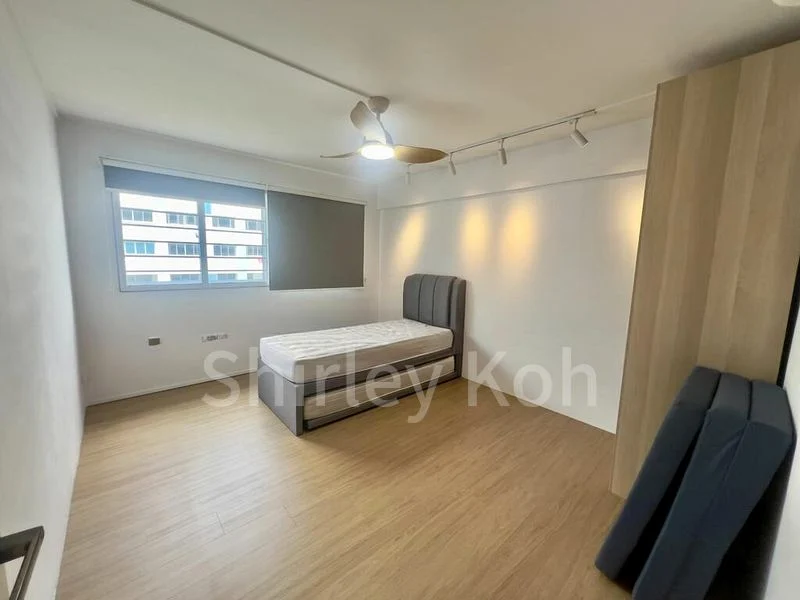 5 Room (5I) HDB for Rent in 142 Bishan Street 12 - Image 4