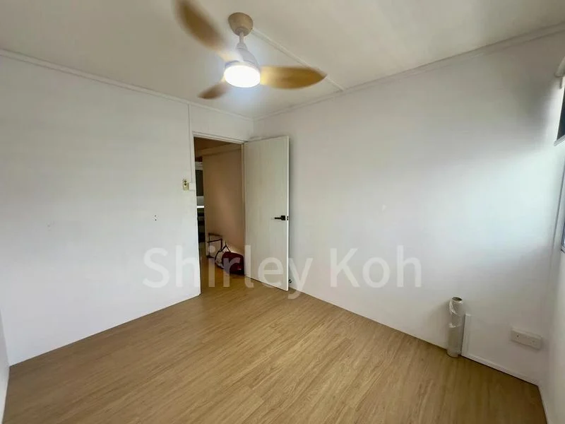 5 Room (5I) HDB for Rent in 142 Bishan Street 12 - Image 5