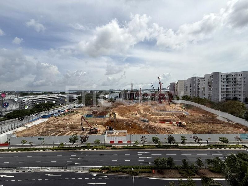 4 Bed Executive Condo for Sale in  Coastal Cabana - Image 4