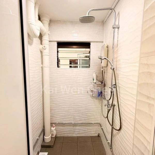 3 Room (3I) HDB for Sale in  114 Lorong 1 Toa Payoh - Image 1