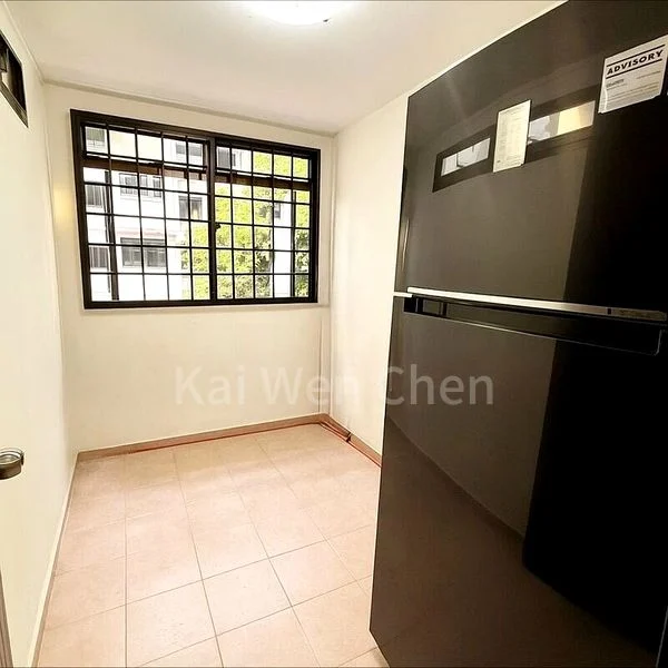 3 Room (3I) HDB for Sale in  114 Lorong 1 Toa Payoh - Image 5