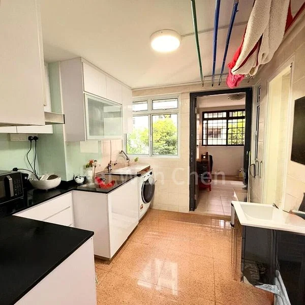 3 Room (3I) HDB for Sale in  114 Lorong 1 Toa Payoh - Image 4