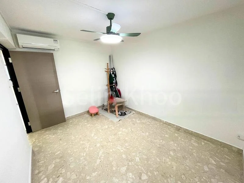 3 Room (3NG) HDB for Rent in  241 Jurong East Street 24 - Image 2
