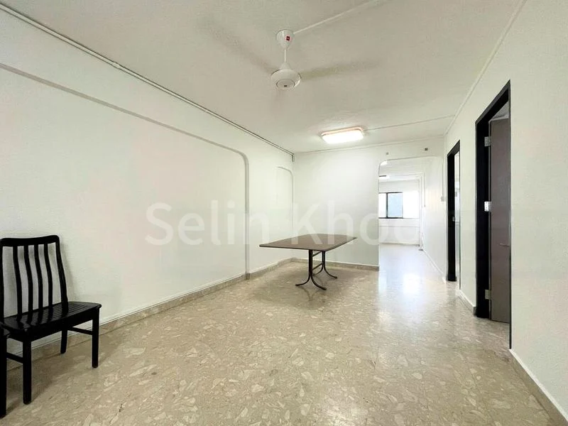 3 Room (3NG) HDB for Rent in  241 Jurong East Street 24 - Image 3
