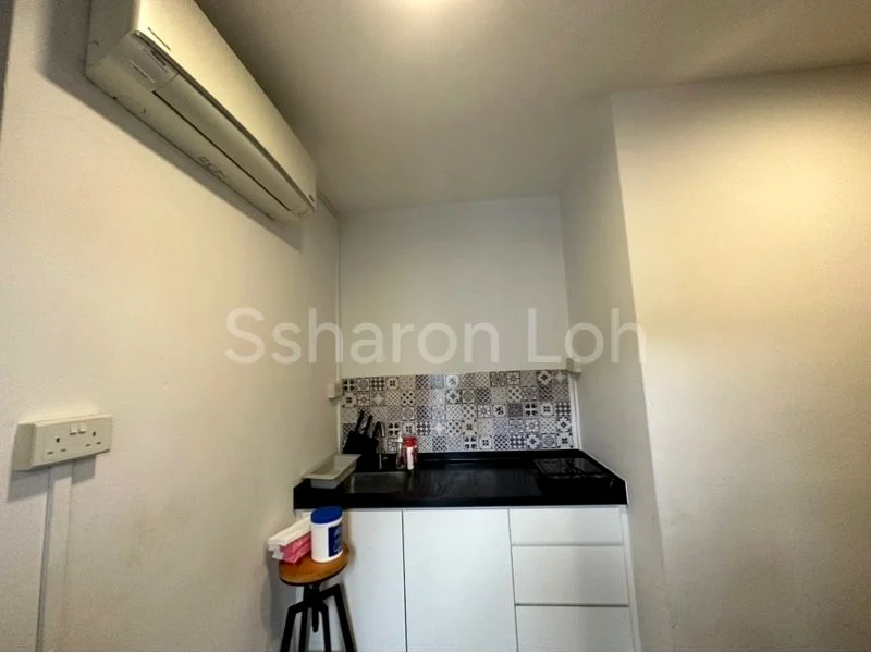 Master Room (Condo) for Rent in Tembeling Lodge - Image 10