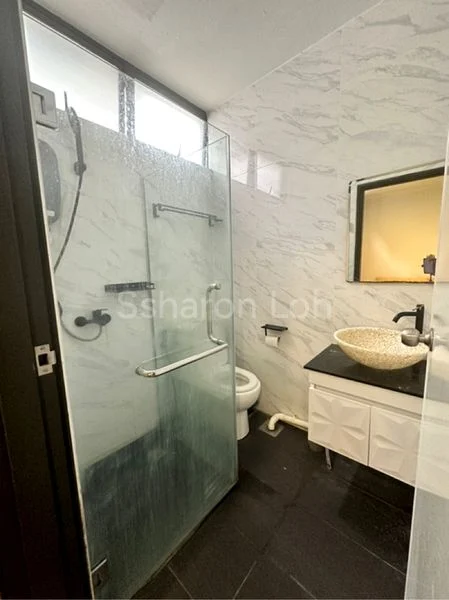 Master Room (Condo) for Rent in Tembeling Lodge - Image 13