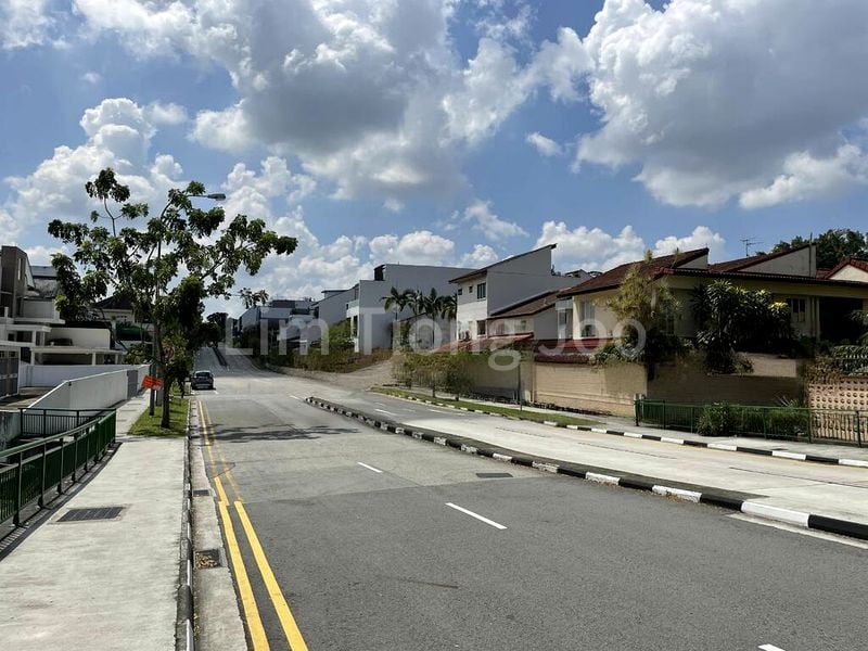 6 Bed Semi-Detached House (Landed) for Sale in Springleaf Garden Estate - Image 4