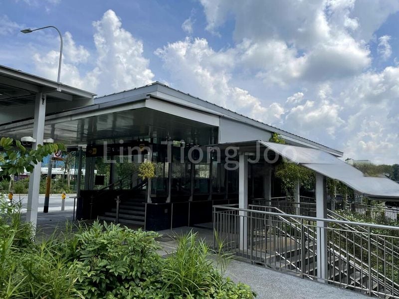 6 Bed Semi-Detached House (Landed) for Sale in Springleaf Garden Estate - Image 3