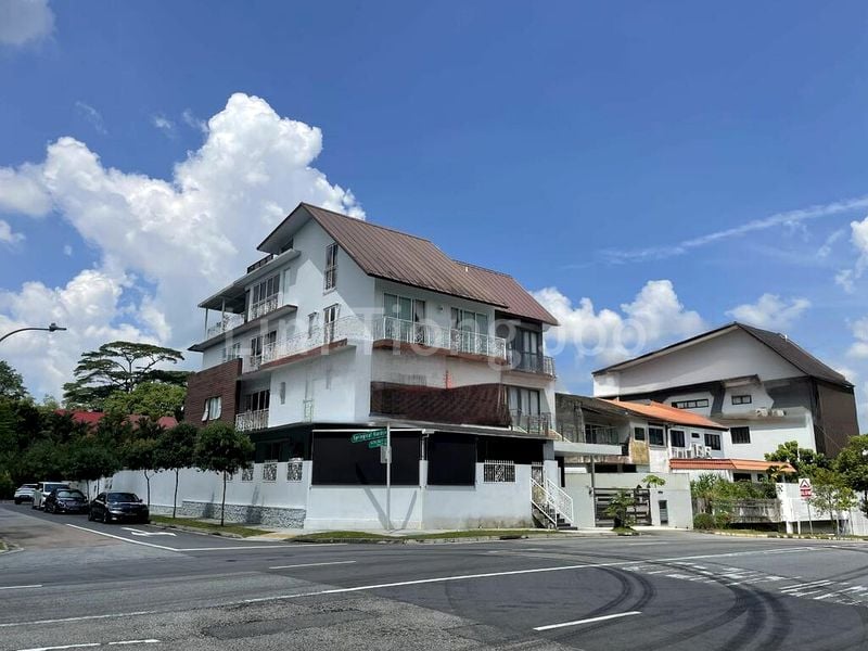 6 Bed Semi-Detached House (Landed) for Sale in Springleaf Garden Estate - Image 2