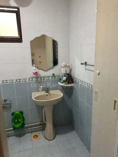 5 Room (5I) HDB for Rent in  359A Admiralty Drive - Image 1