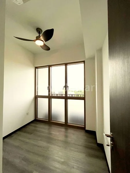 2 Bed Condo for Rent in  Pasir Ris Drive 8 - Image 10