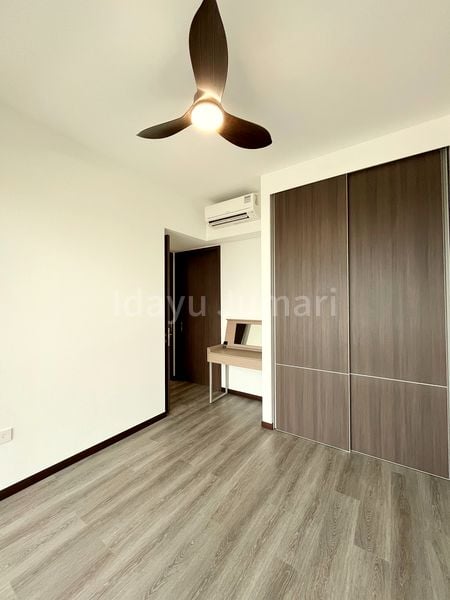 2 Bed Condo for Rent in  Pasir Ris Drive 8 - Image 9