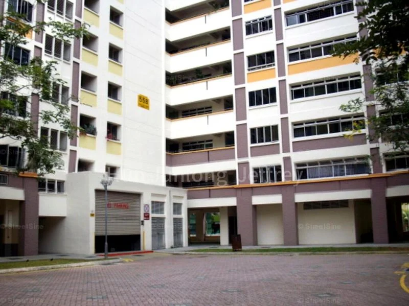 Executive HDB for Rent in  558 Choa Chu Kang North 6 - Image 2