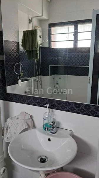 Master Room (HDB) for Rent in  81 Redhill Lane - Image 4