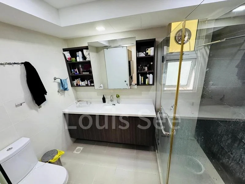 3 Bed Executive Condo for Rent in  The Floravale - Image 4