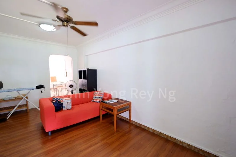 3 Room (3NG) HDB for Rent in  218 Ang Mo Kio Avenue 1 - Image 5