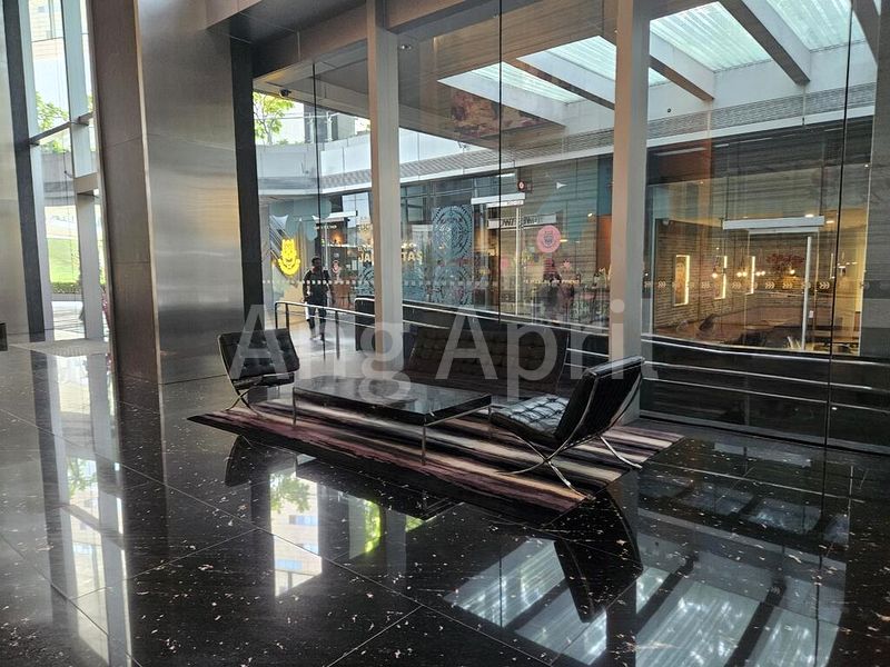 Office for Rent: Premium Grade, Connected to MRT Station - Image 4