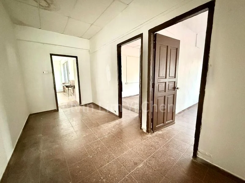 3 Bed Walk-up Apartment (Condo) for Sale in  Serangoon Road - Image 5