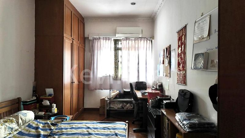 5 Bed Semi-Detached House (Landed) for Sale in Sennett Estate - Image 13